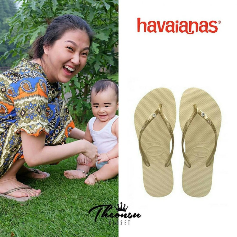 Sandal Havaianas Slim Crystal Glamour Flip Flops milik Sarwendah