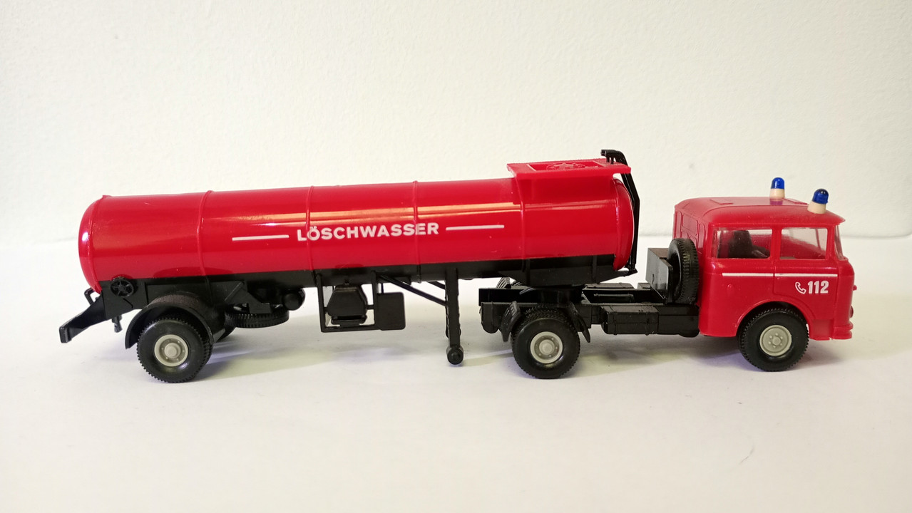 Mach (3690)