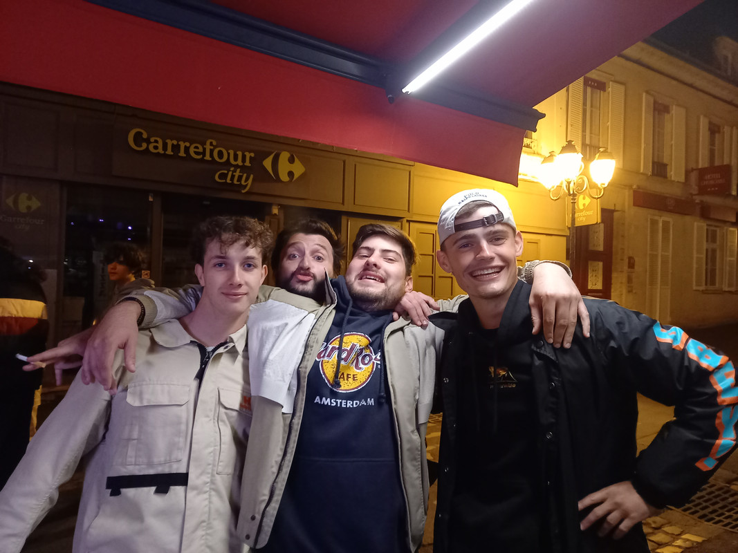 The young French Lads