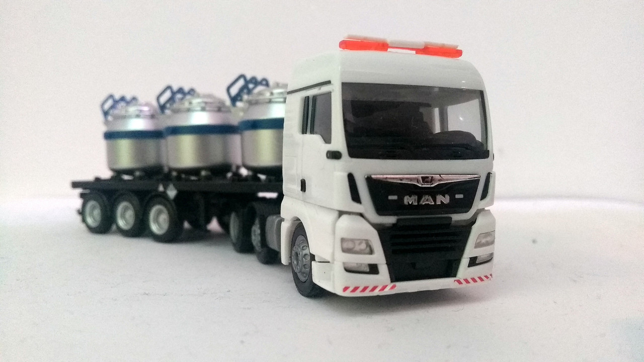 Mach (2485)