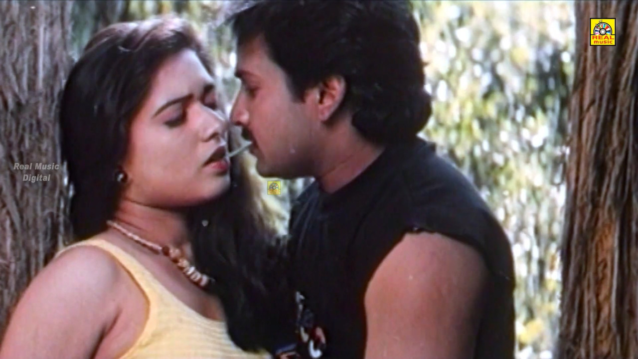 [Image: cap-Amrita-hot-song-00-00-30-02.jpg]