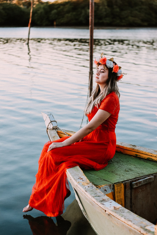 redwomandressboat.jpg