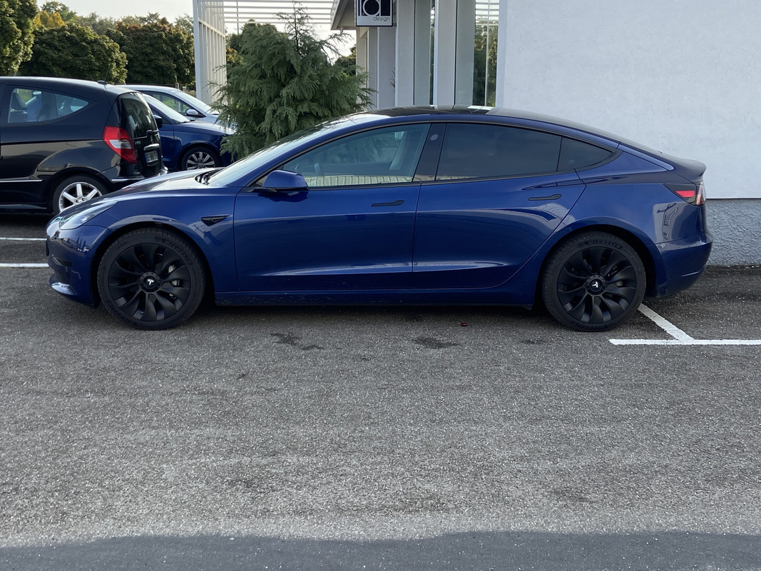 D968A8AD-EB22-43DF-B4A8-C9972BC189B6