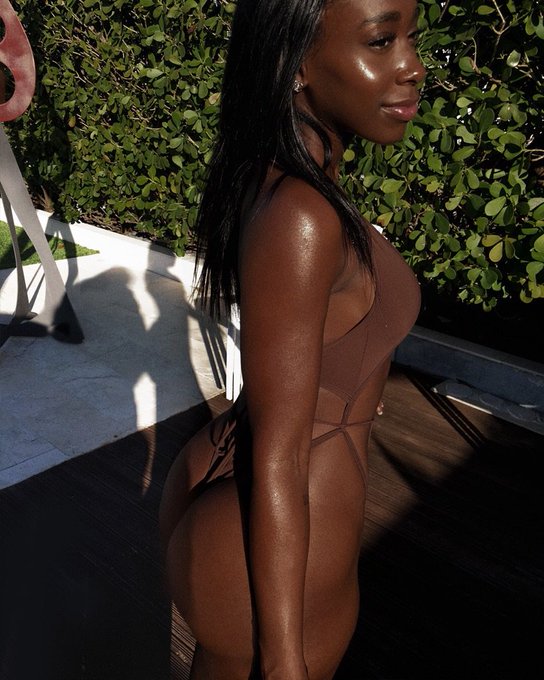 [Image: C31-VBPVYAABTD.jpg]