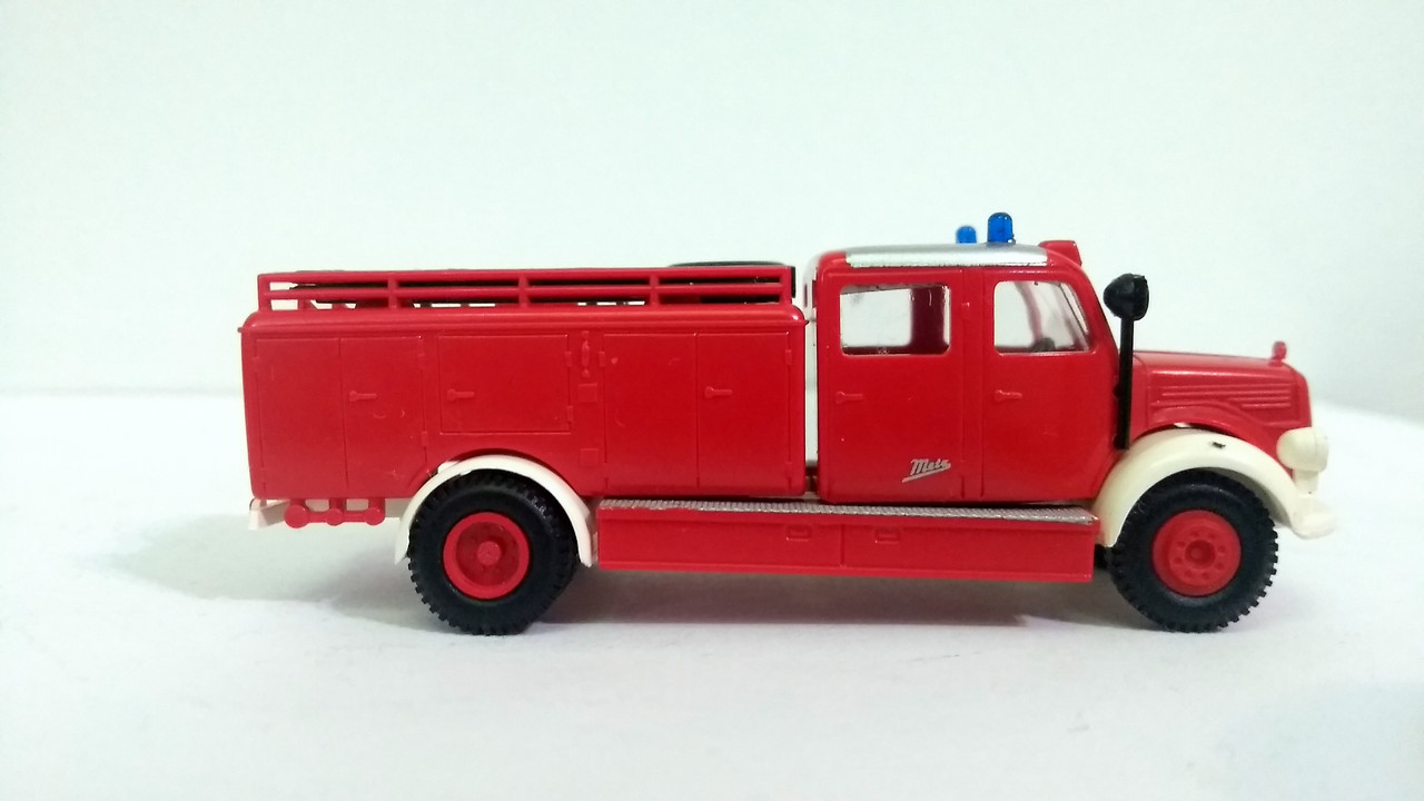 Mach (2439)