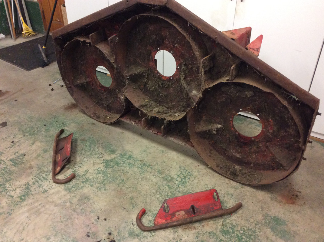 3412F0EF-5E2F-4BBD-A4BF-7AF101376D7A