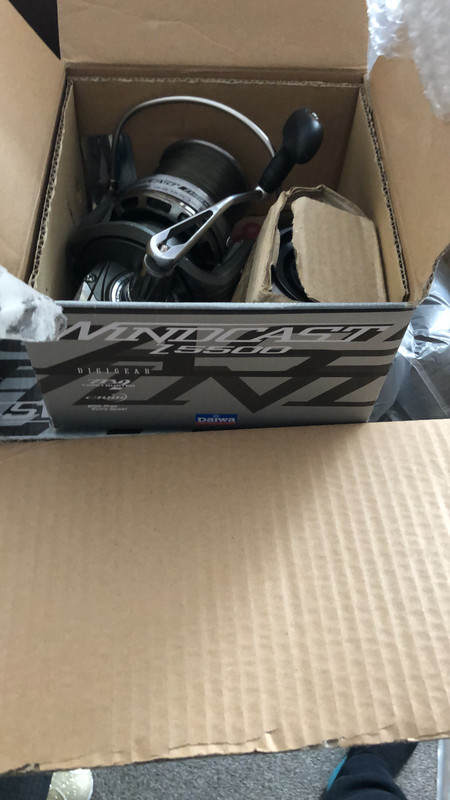 3A01B213-F7EB-468A-AFFB-5C1A6C93F039