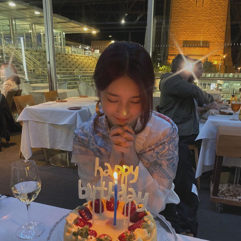 Bae Suzy ulang tahun