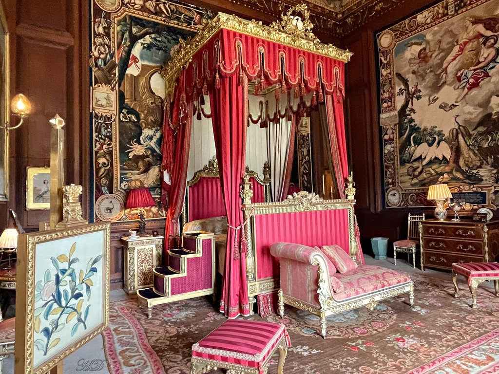 BH-Pink-Bedroom-HD.jpg