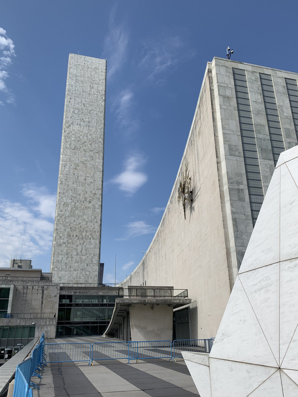 33CE1604-8482-4164-9FFE-13C78B33D71F