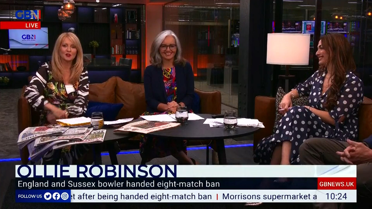 07.03 - 10.00.00 - Saturday Live. Opinion, news and a bit of fun on S....ts_snapshot_25.45.142