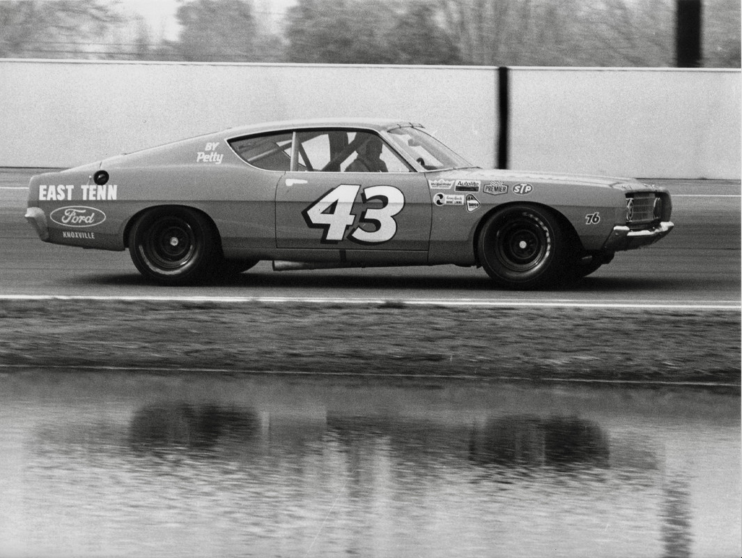 CD09FE8A-3E0B-4550-9A22-5142E6AD553F