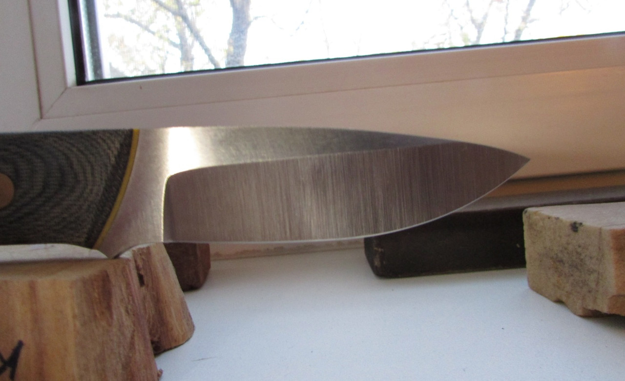 Stroker Small DropPoint (2)