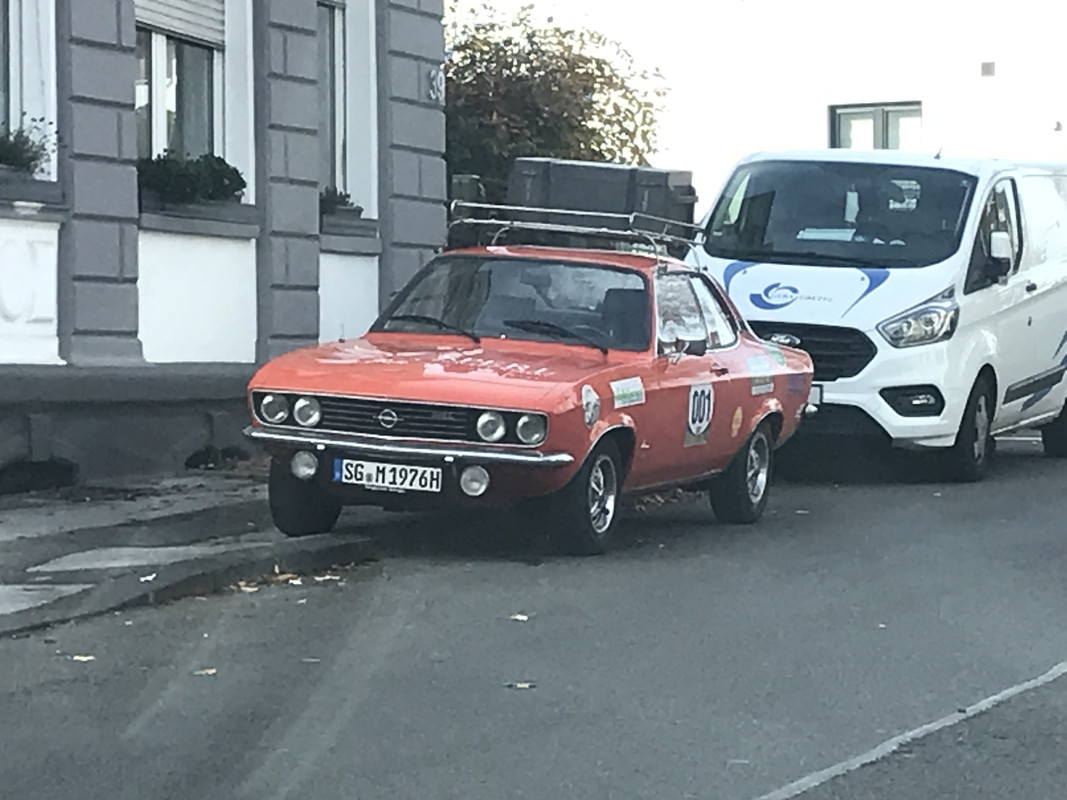 23CE923E-F90F-44E5-8A86-1DC21830F1E9