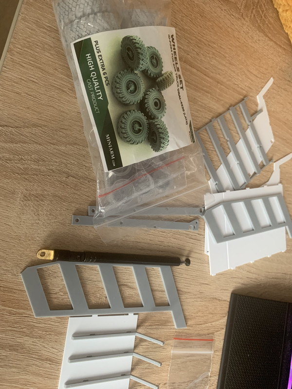 0F8B0F4A-9524-47EA-8339-CDF8FB0774C1