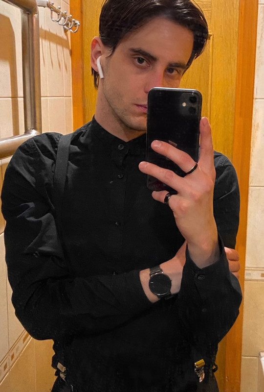 B5AA75F2-DCC6-4A99-AEF2-85AF0455BC26