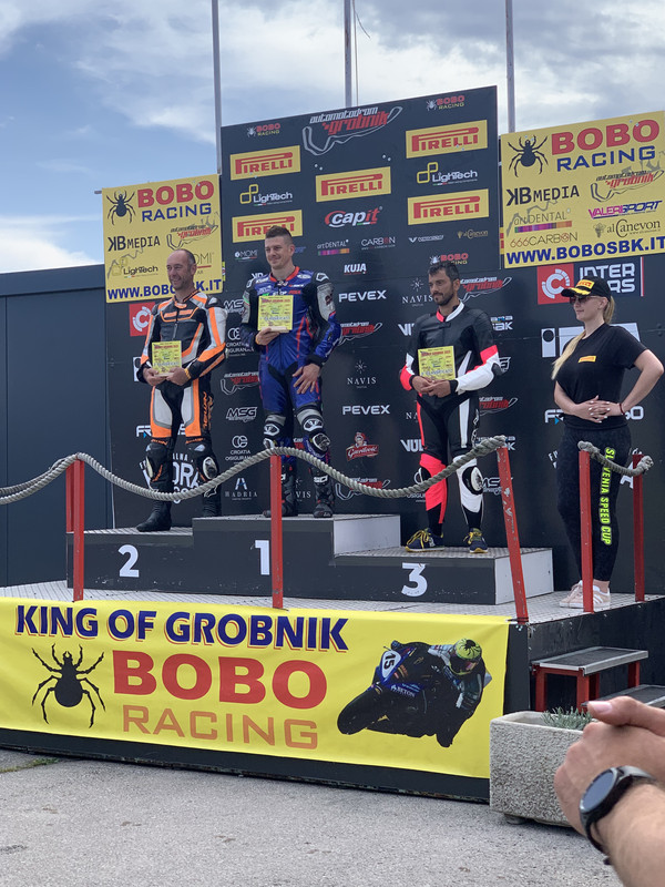 FF2472D2-DF38-4E89-974A-2AF25A8003FE