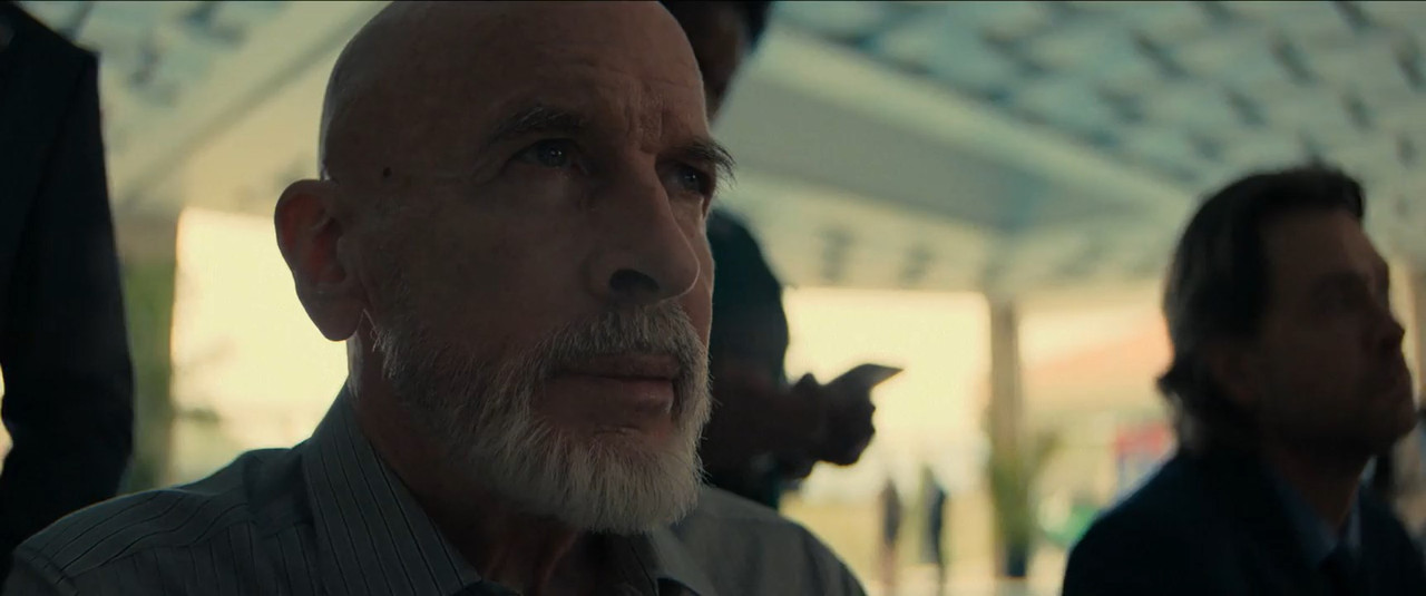 The Gringo Hunters (2025) Season 1 [Hindi + English] WebRip 480p 720p ESub - Complete Screenshot