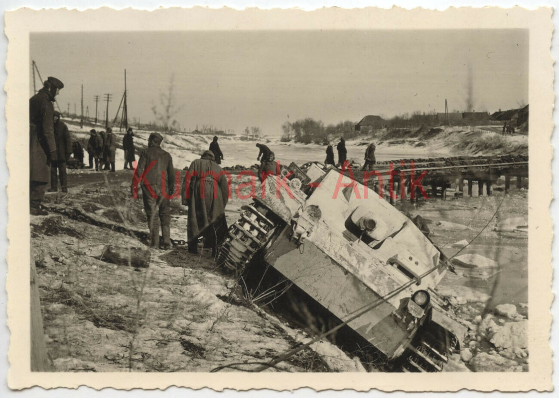 Foto Wehrmacht Panzer Stug Sturmgeschütz Russland Winter camo co