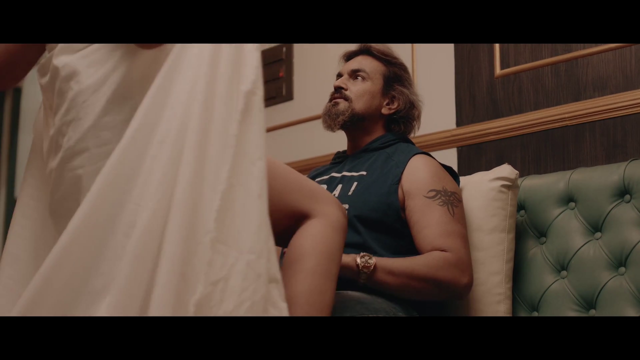 vlcsnap-2025-06-09-22h46m14s667