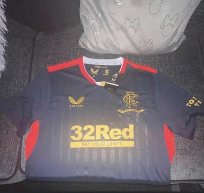 15B969DA-0E57-453F-8448-229D521F6FC6