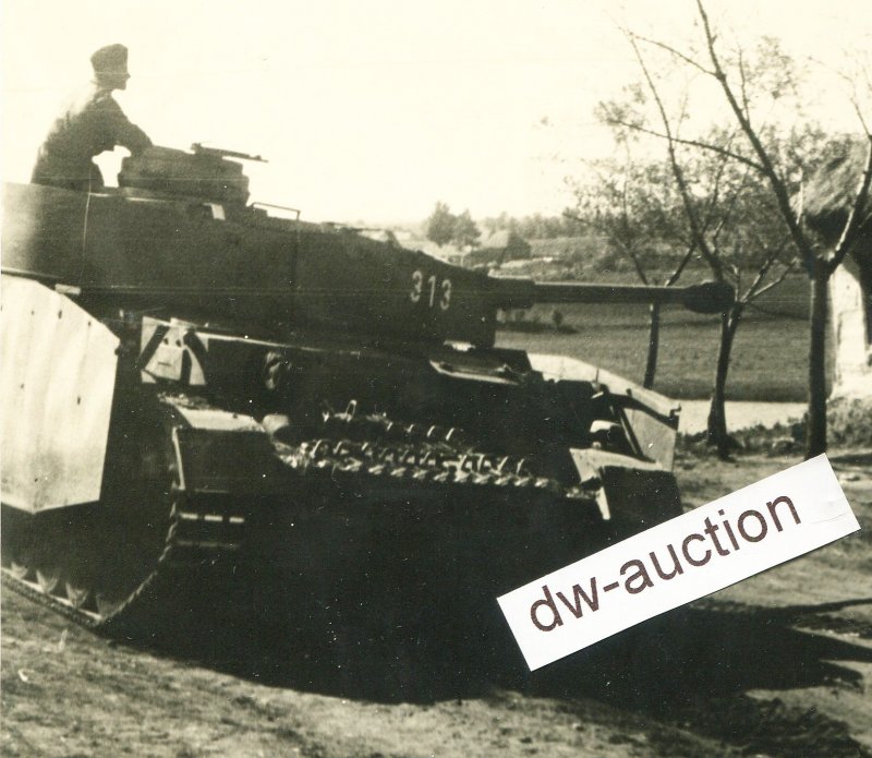 Panzer Langrohr mit Seitenschürzen und Nummer 31