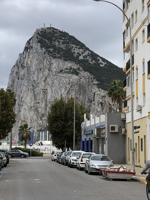 24DA394B-2BBD-4FCC-BDDA-DFE0B4C9DA6F