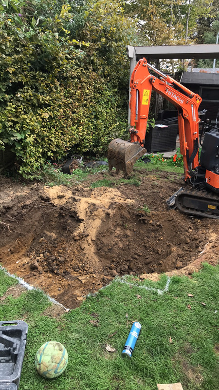 1098D4E7-3819-47FC-9B27-EFDAA45EF615