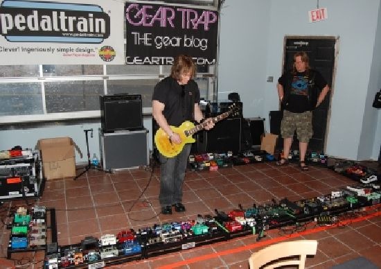 pedalboard136-wxakg-17340