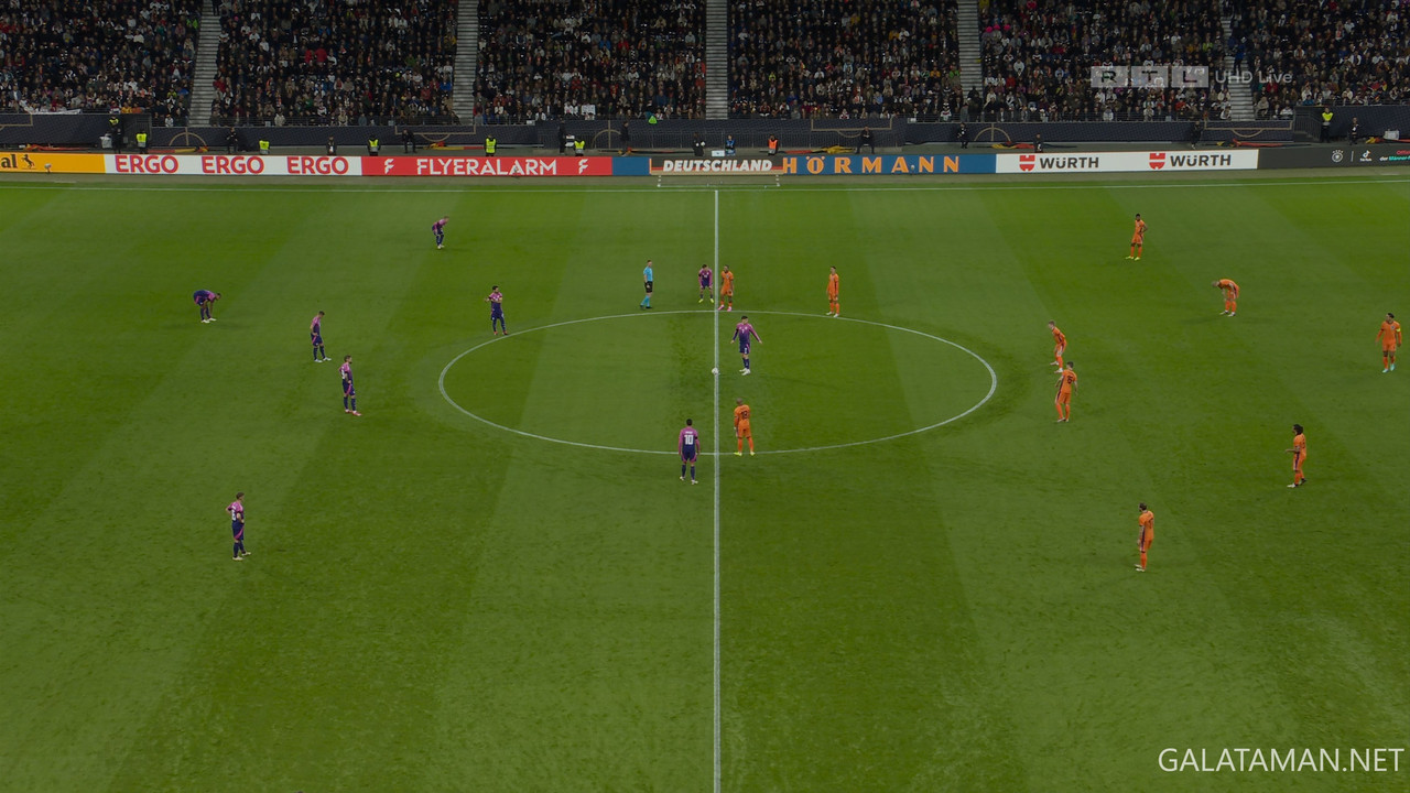 [Image: 03-26-20-30-11-RTL-UHD-Germany-vs-Nether...40-585.jpg]