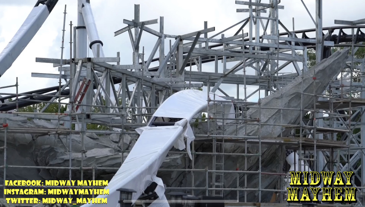 24B47102-B086-448D-9276-CF0A4642BF12