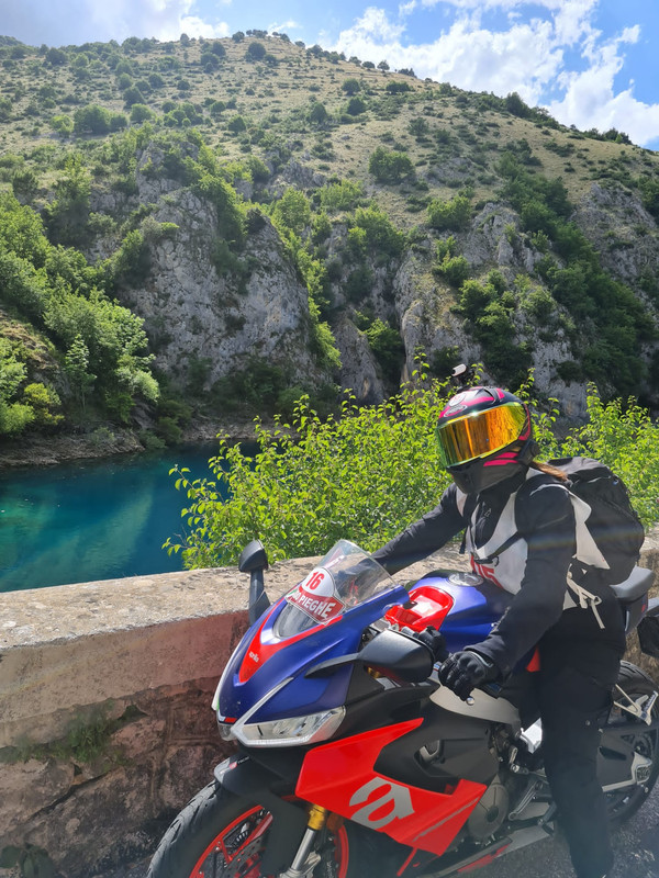 DBA6B819-380F-4992-996B-7BD4B6377042