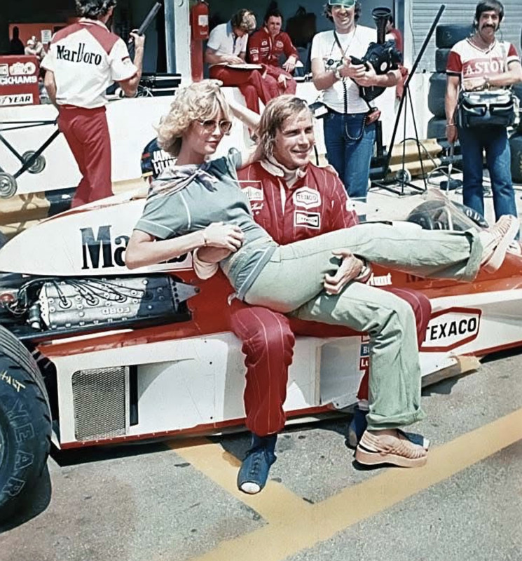 74CE6B19-37E7-48E4-9CF7-6CA6895D0FE7