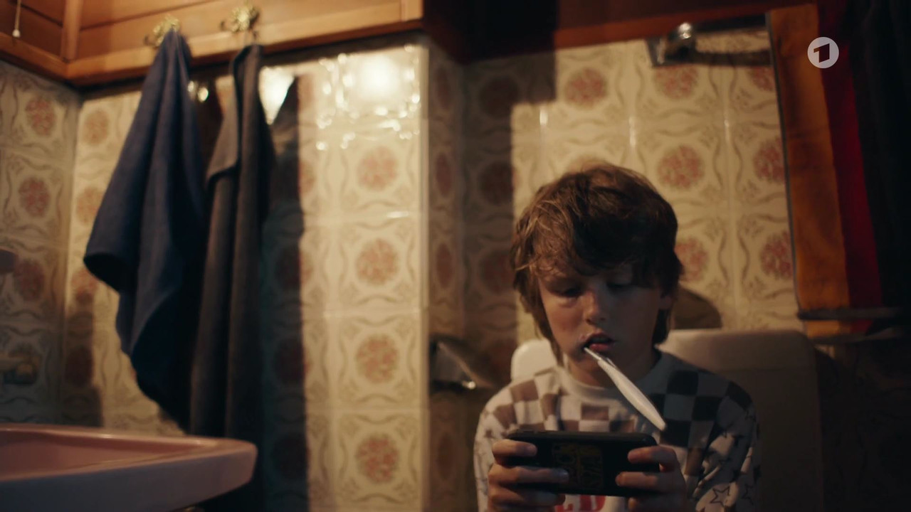 Einfach Nina (2022)_01_08_38_00_274