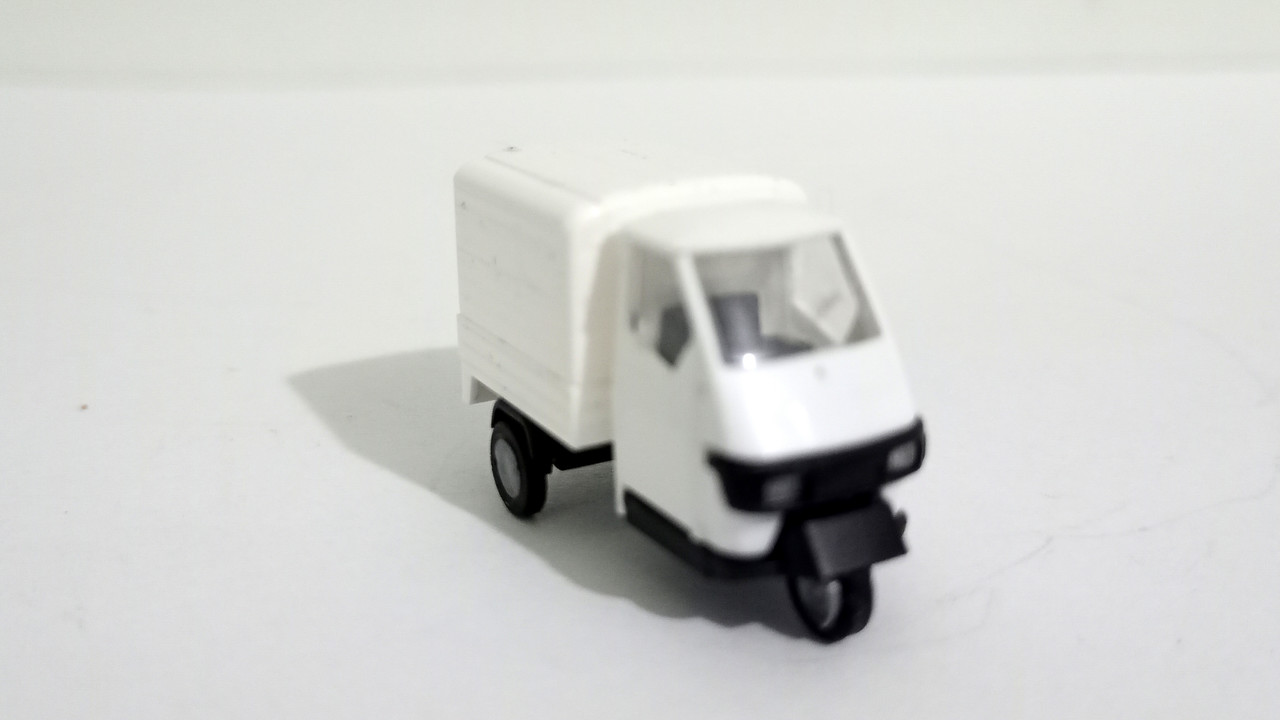 Mach (2475)