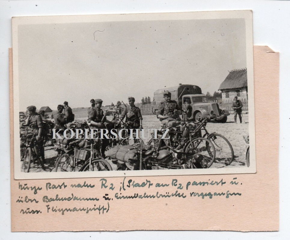 Russland 1941 SDkfz Panzer tank LKW Soldat ausrüstung Fahrradschwadron Rast