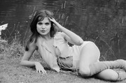madeline-smith-b62