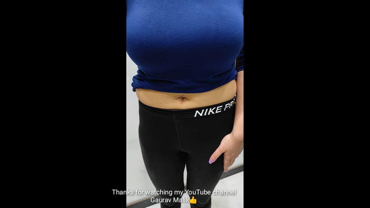 Busty desi girl deep navel piercing.mkv_snapshot_02.43.000