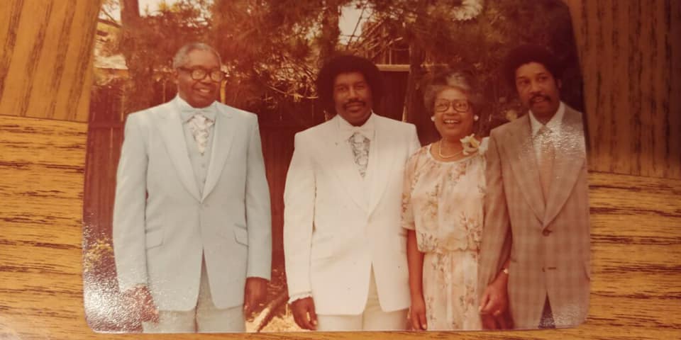 Larry Elder's parents and brothers