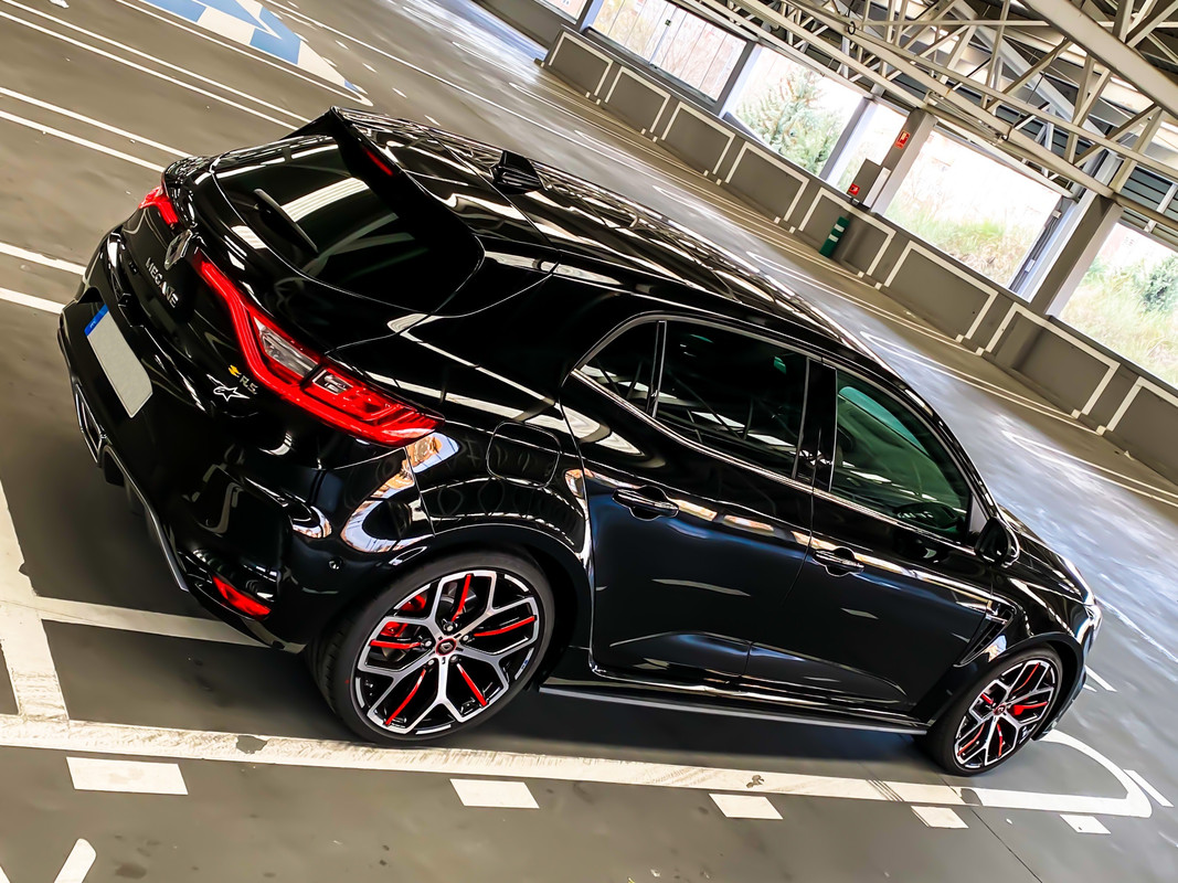 819DB364-E928-49FB-815E-47D7EAA1D33D