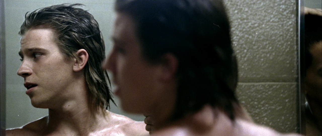 Friday Night Lights 2004 (1080p x265 10bit Tigole).mkv_snapshot_