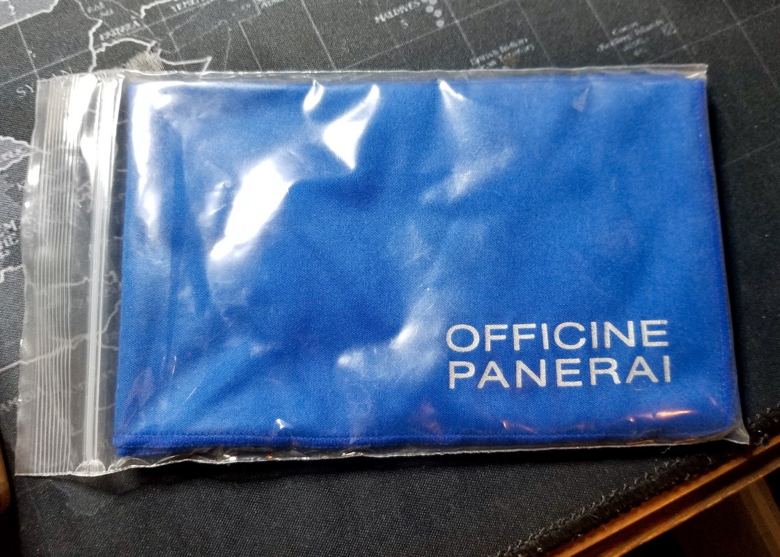 29DC3DE5-13DB-44DE-98E5-39782F909DB8