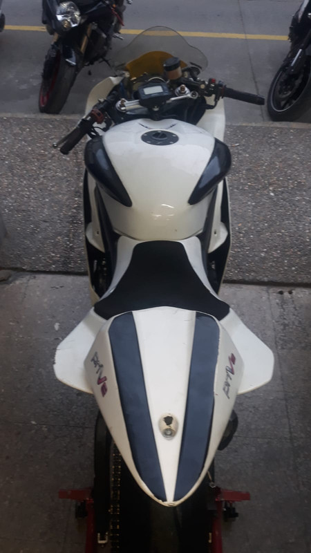 E6A65BEE-61CA-409D-85B2-3A274A500F45