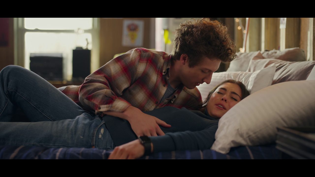 vlcsnap-2023-12-02-00h56m55s638