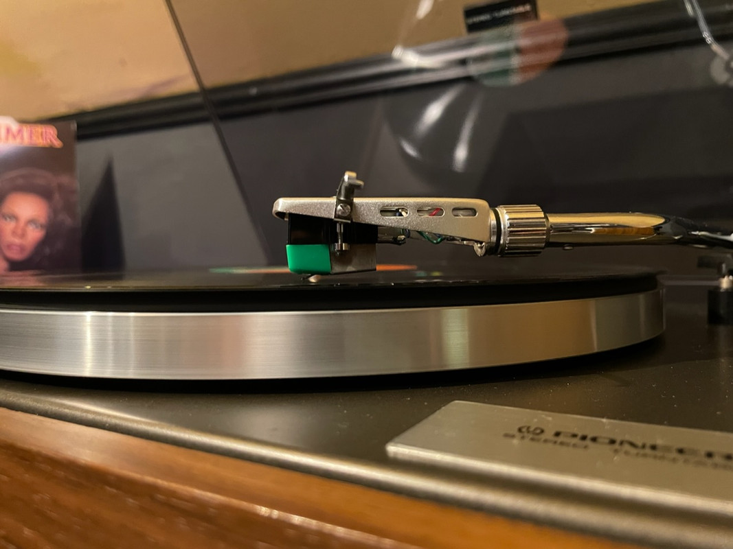 ECA6F377-489B-440B-AB56-0AD8AF909D1A