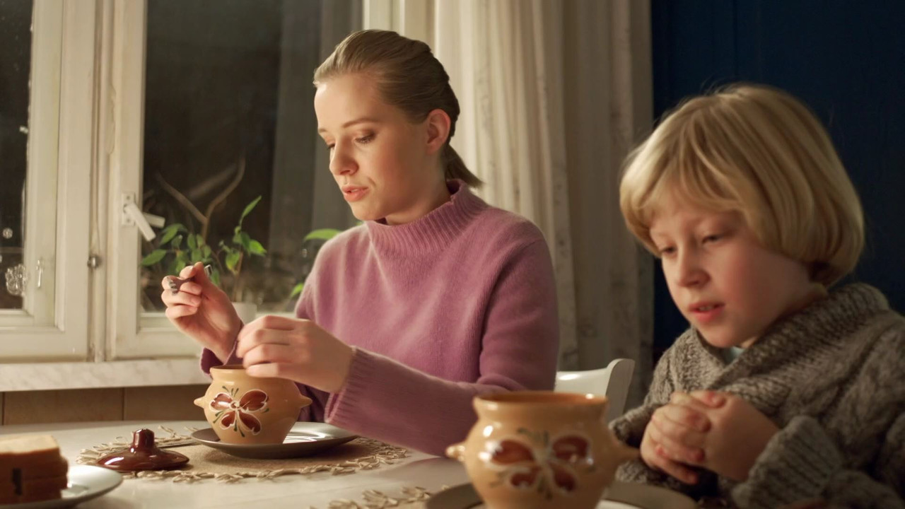 02.Poka.idut.chasy.2023.WEB-DL (1080p)_00_19_38_00_78