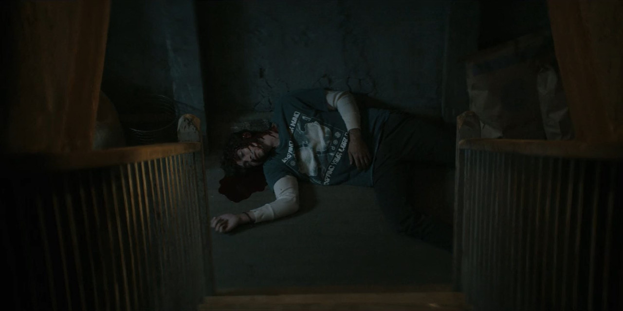 You (2021) Season 3 [Hindi + English] WebRip 480p 720p ESub - Complete Screenshot