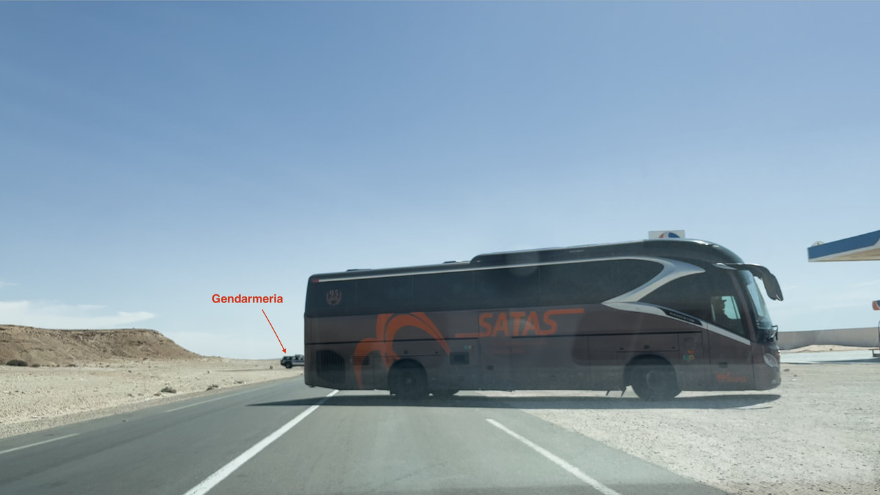 Carreteras, Gendarmería y Estaciones de Servicio - Al Sur del Sur: entre el desierto y el océano (68)