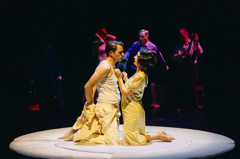 53d02c1fe13d926fa81deac7deed4e53 XL