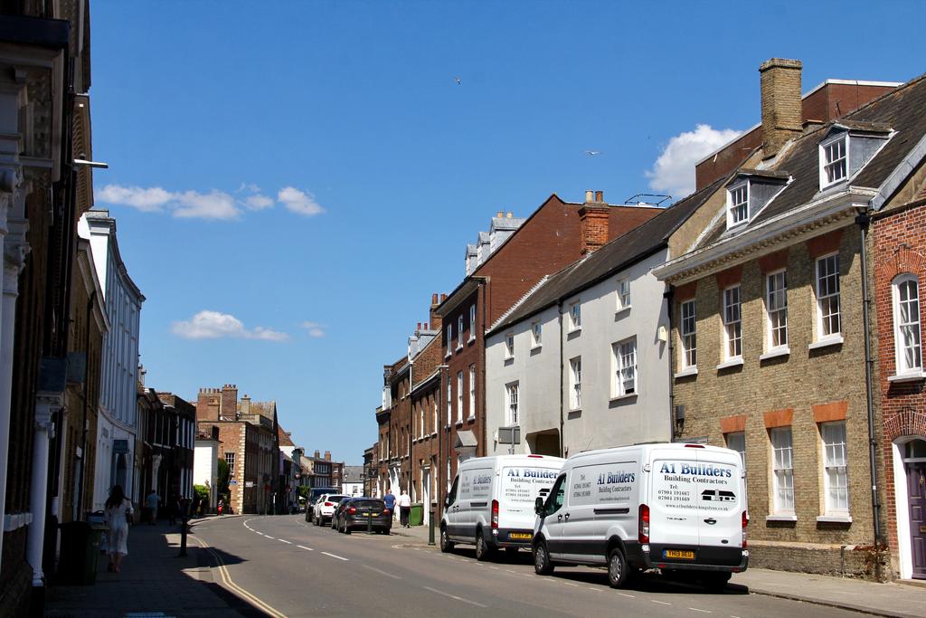 Пёстрая лента. Путешествие по сельским дорогам Англии в мае 2025 г.